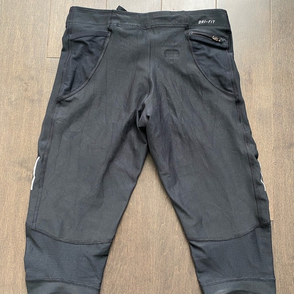 Nike dri fit cropped leggings - Picture 5 of 9